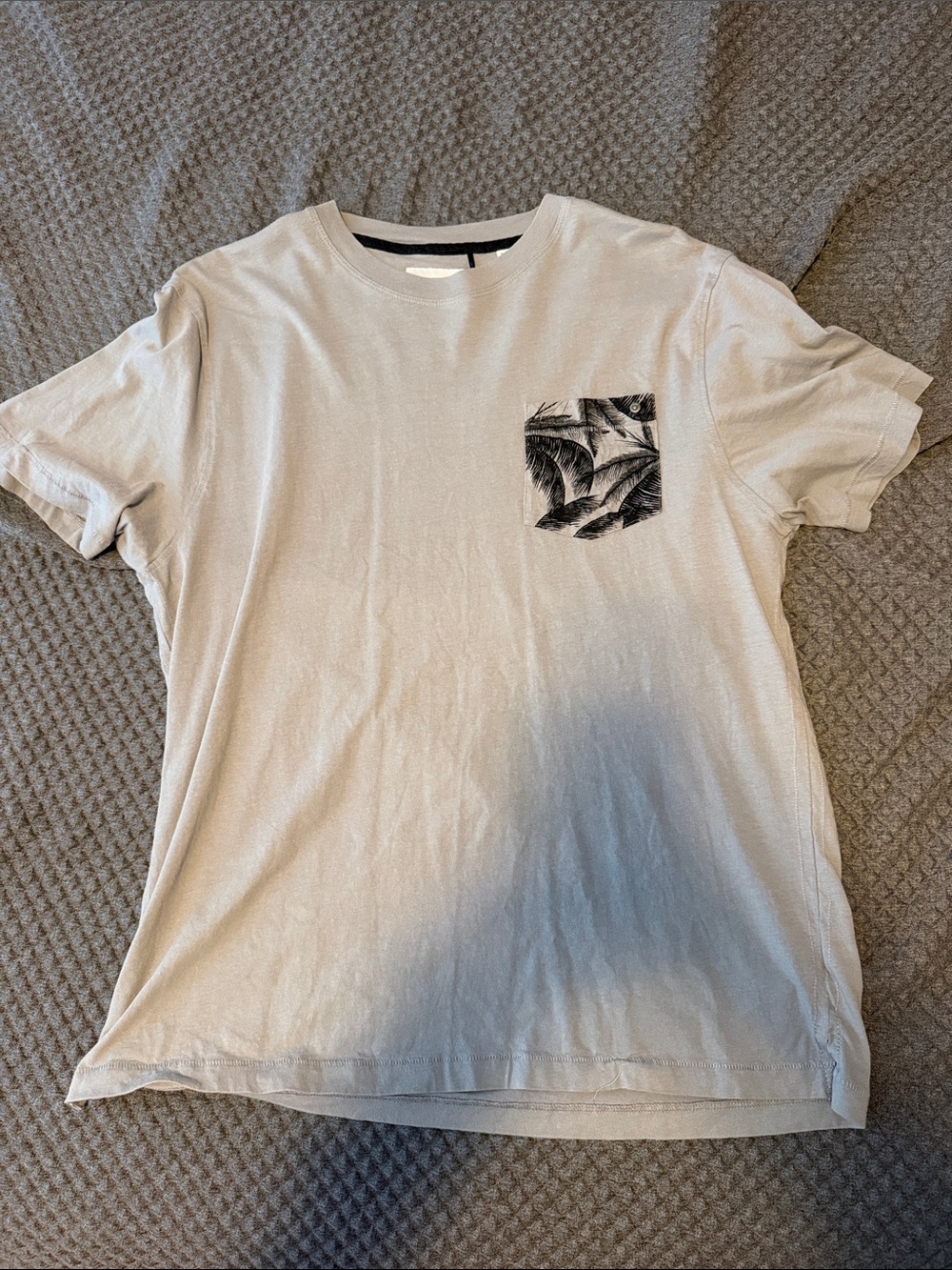 Paper Denim & Cloth Light Beige Short-Sleeve Tee with Black Palm Pocket